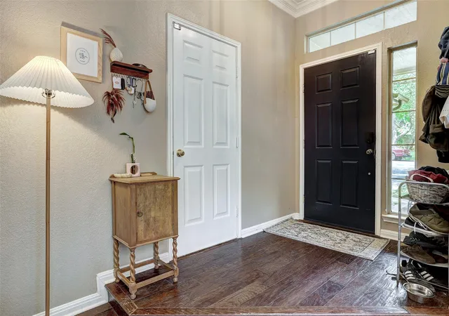 Photo 4 of Single family home for sale at 5907 Shanghai Pierce Rd, Austin, TX 78749 | MLS# 5652695 | Listing updated on 2026-09-17