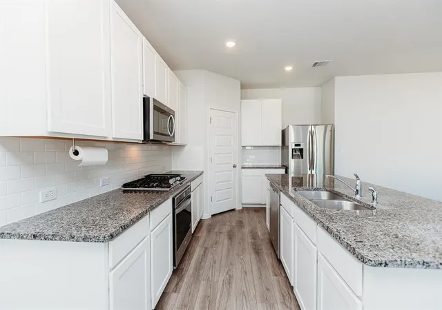 Photo 3 of Single family home for sale at 205 Northview Ln, Georgetown, TX 78628 | MLS# 1875482 | Listing updated on 2026-10-16