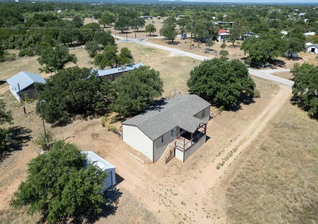 4th image of 821 Ranch Road 261, Buchanan Dam, TX 78609 | MLS# 1398331