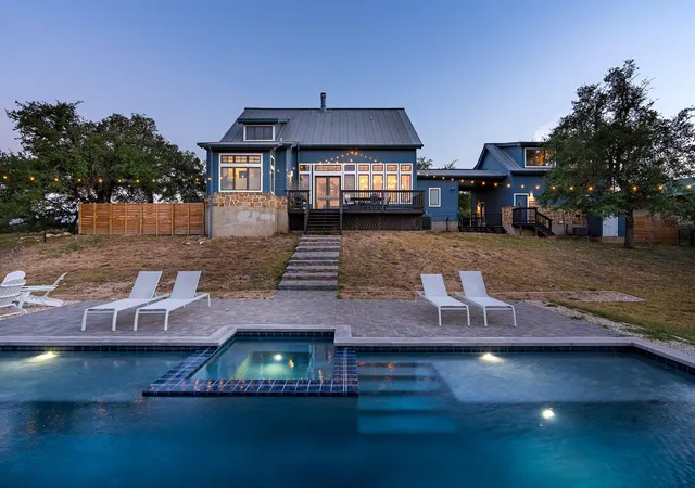 1st image of 10512 Lake Park Dr, Dripping Springs, TX 78620 | MLS# 4531978