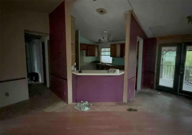 Photo 3 of Manufactured home for sale at 21405 Horseshoe Loop, Lago Vista, TX 78645 | MLS# 2426741 | Listing updated on 2026-08-28