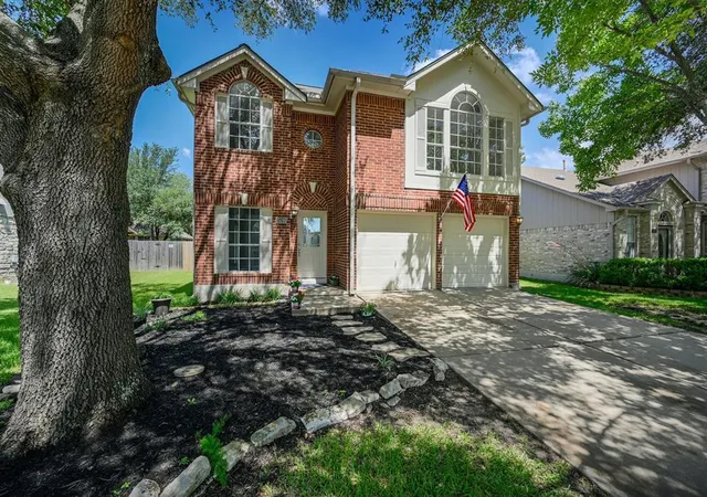 Photo 2 of Single family home for sale at 15316 Ecorio Dr, Austin, TX 78728 | MLS# 6793068 | Listing updated on 2026-10-09