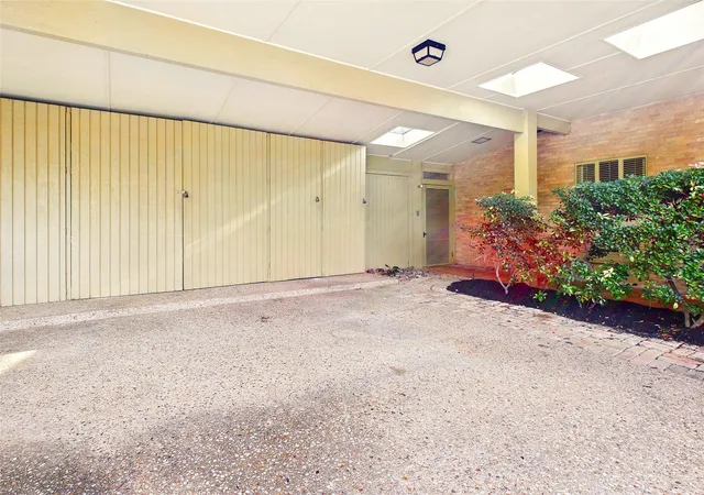 34th image of 1202 Belmont Pkwy, Austin, TX 78703 | MLS# 6198963