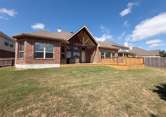 Photo 4 of Single family home for sale at 122 Bluehaw Dr, Georgetown, TX 78628 | MLS# 2387322 | Listing updated on 2026-10-08