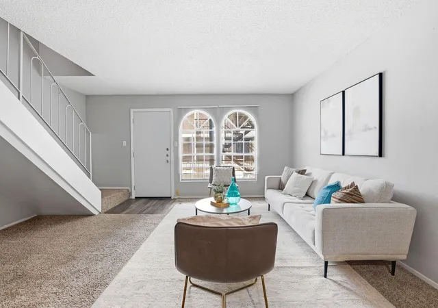 4th image of 101 E 33Rd St, Austin, TX 78705