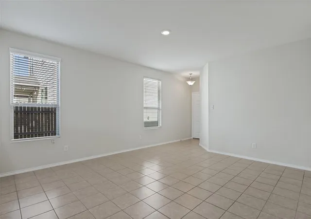 Photo 4 of Single family home for sale at 137 Miracle Dr, Jarrell, TX 76537 | MLS# 3007489 | Listing updated on 2026-09-03