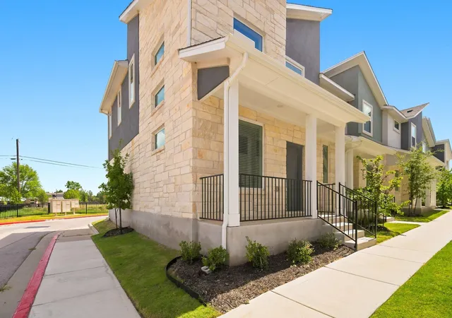 3rd image of 500 Municipal Dr #501, Leander, TX 78641 | MLS# 5968407