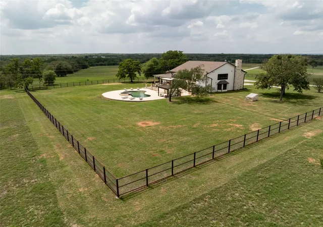 4th image of 191 N Cedar Creek Dr, Cedar Creek, TX 78612 | MLS# 9348173