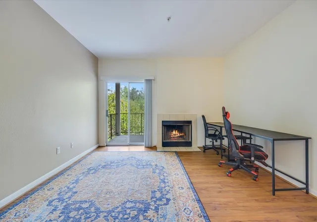 Listing Photo 4 - Condo for sale in building located at 12166 Metric Blvd, Austin, TX 78758 - Unit #257