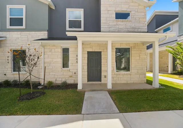 Photo 3 of Townhouse for sale at 500 Municipal Dr #805, Leander, TX 78641 | MLS# 9983092 | Listing updated on 2026-08-22