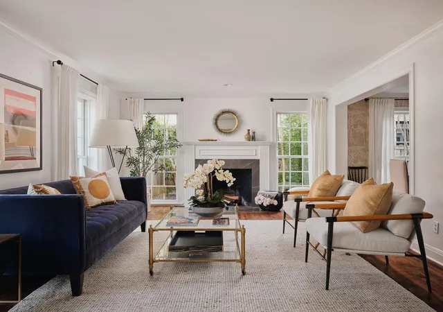 1st image of 2412 Jarratt Ave, Austin, TX 78703 | MLS# 5453029