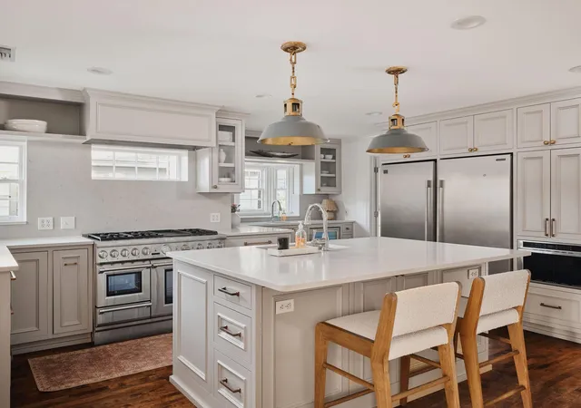 3rd image of 2412 Jarratt Ave, Austin, TX 78703 | MLS# 5453029