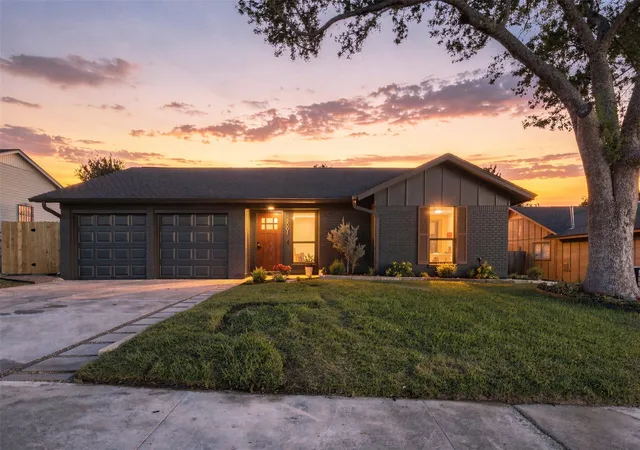 1st image of 5001 Bundyhill Dr, Austin, TX 78723 | MLS# 8839521