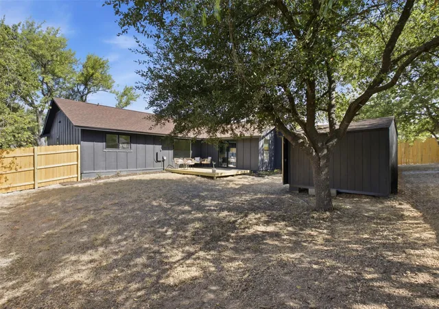 32nd image of 5001 Bundyhill Dr, Austin, TX 78723 | MLS# 8839521