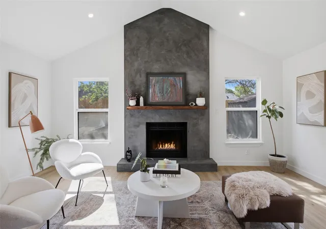 5th image of 5001 Bundyhill Dr, Austin, TX 78723 | MLS# 8839521