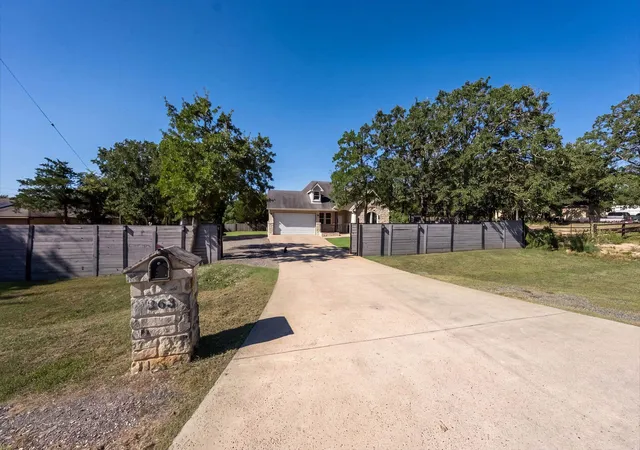 2nd image of 263 Indian Oak Dr, Bastrop, TX 78602 | MLS# 7138196