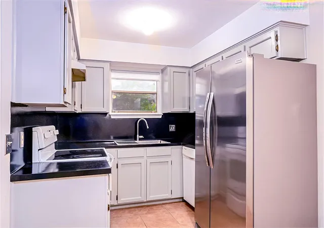 Photo 3 of Condo for sale at 5608 Cougar Dr #118, Austin, TX 78745 | MLS# 4709675 | Listing updated on 2026-10-05