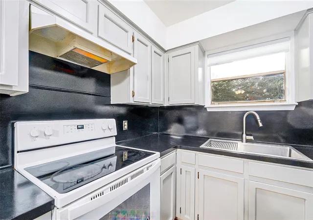 Photo 4 of Condo for sale at 5608 Cougar Dr #118, Austin, TX 78745 | MLS# 4709675 | Listing updated on 2026-10-05