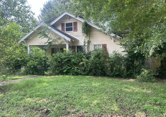 1st image of 505 W Sixth St, Brenham, TX 77833 | MLS# 7490725