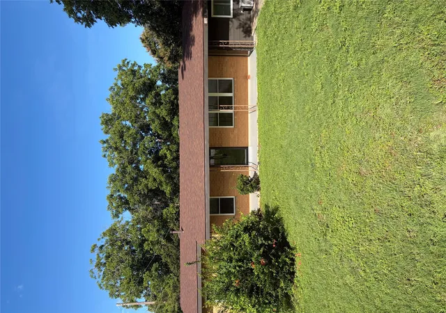 Photo 3 of Single family home for sale at 1012 N Water St, Burnet, TX 78611 | MLS# 3469406 | Listing updated on 2026-10-07