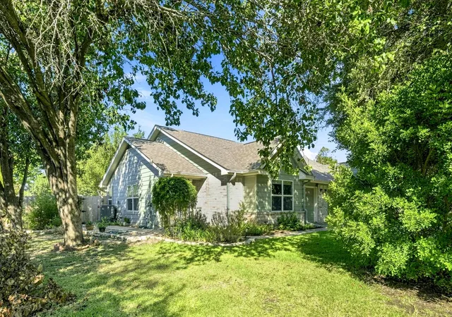 3rd image of 196 Prairie Springs Loop, Georgetown, TX 78626 | MLS# 4239228