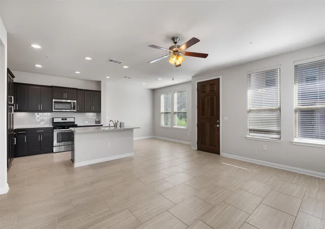 5th image of 13800 E Lyndhurst St, Austin, TX 78717
