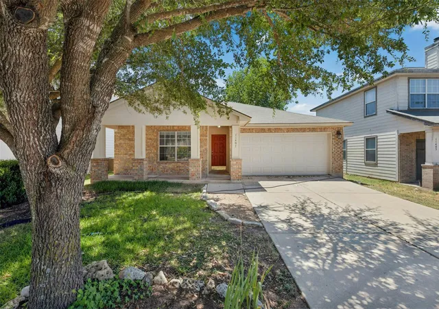 Photo 1 of Single family home for sale at 11407 Murchison St, Manor, TX 78653 | MLS# 5884172 | Listing updated on 2026-08-25