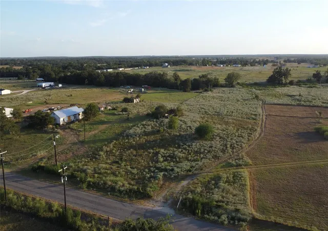 2nd image of 6447 Gander Slough Rd, Kingsbury, TX 78638 | MLS# 9995850