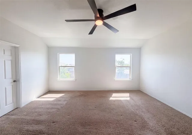 Photo 3 of Single family home for sale at 233 Atwood Loop, Jarrell, TX 76537 | MLS# 4009482 | Listing updated on 2026-08-27