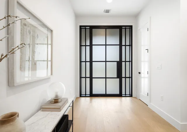 4th image of 2707 White Horse Trl, Austin, TX 78757 | MLS# 8615430