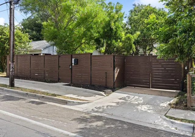 40th image of 1709 Chicon St, Austin, TX 78702 | MLS# 1903784
