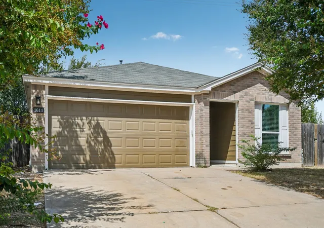 3rd image of 1611 Lantern Light Dr, Round Rock, TX 78681 | MLS# 5306477