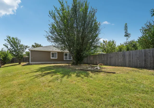 40th image of 1611 Lantern Light Dr, Round Rock, TX 78681 | MLS# 5306477