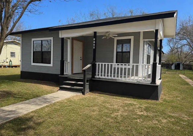1st image of 1120 Saint Paul St, Gonzales, TX 78629 | MLS# 8668975