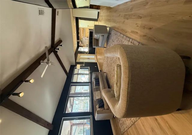 5th image of 9507 Sherbrooke St, Austin, TX 78729 | MLS# 6536380