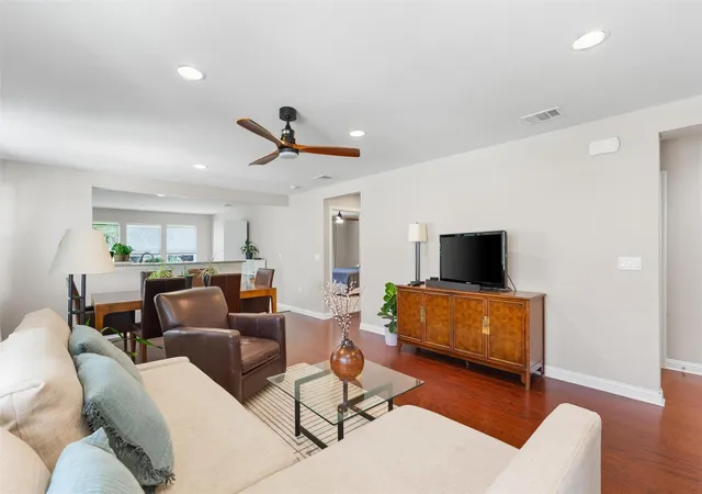 image of 323 Salado Creek Ln, Georgetown, TX 78633 | MLS# 4949735