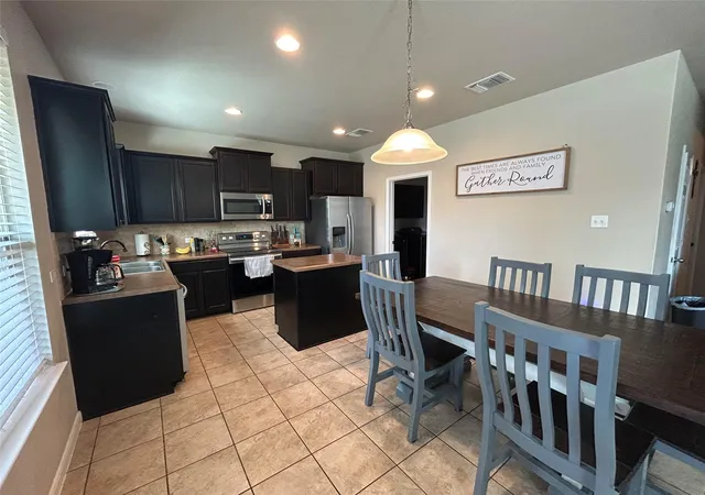 Photo 4 of Single family home for sale at 1615 Bluebell Cir, Lockhart, TX 78644 | MLS# 2606019 | Listing updated on 2026-10-06