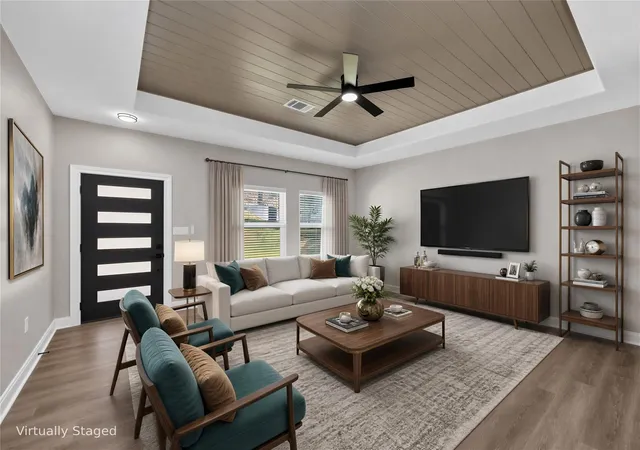 4th image of 123 S Kanaio Dr, Bastrop, TX 78602