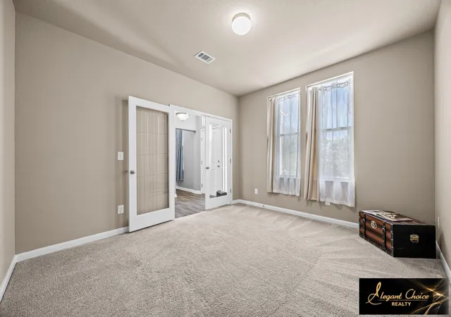 Photo 3 of Single family home for sale at 1521 Arbor Knot Dr, Kyle, TX 78640 | MLS# 2632933 | Listing updated on 2026-08-22