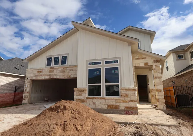 Single family home for sale at 13213 Keefer Dr, Manchaca, TX 78652 | MLS# 6075471