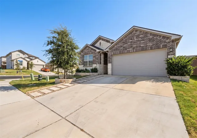 Photo 1 of Single family home for sale at 201 Connor Ln, Georgetown, TX 78626 | MLS# 7164396 | Listing updated on 2026-08-26