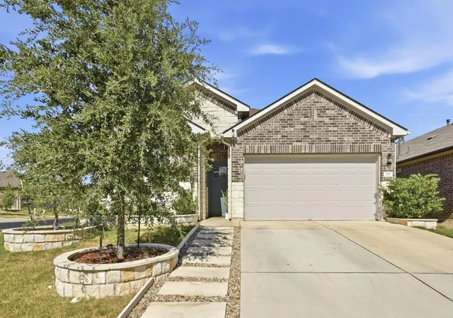 Photo 2 of Single family home for sale at 201 Connor Ln, Georgetown, TX 78626 | MLS# 7164396 | Listing updated on 2026-08-26