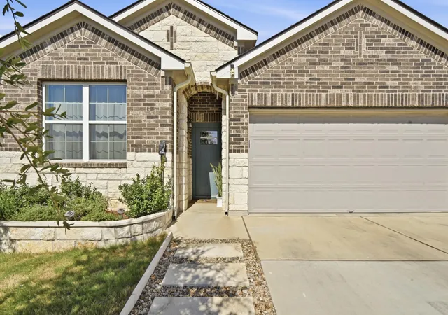 Photo 3 of Single family home for sale at 201 Connor Ln, Georgetown, TX 78626 | MLS# 7164396 | Listing updated on 2026-08-26