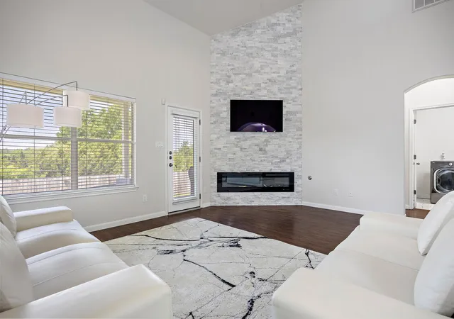 Photo 2 of Single family home for sale at 1618 Ashberry Trl, Georgetown, TX 78626 | MLS# 9835538 | Listing updated on 2026-08-22