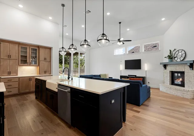 Photo 4 of Single family home for sale at 586 Two Creeks Ln, Austin, TX 78737 | MLS# 2192448 | Listing updated on 2026-10-08