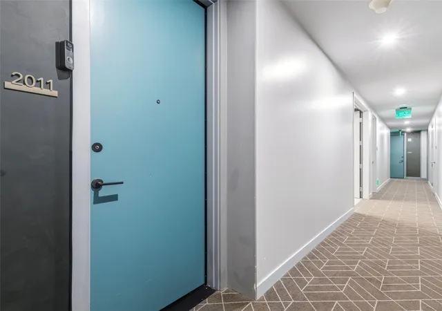 39th image of 48 East Ave #2011, Austin, TX 78701 | MLS# 2119324
