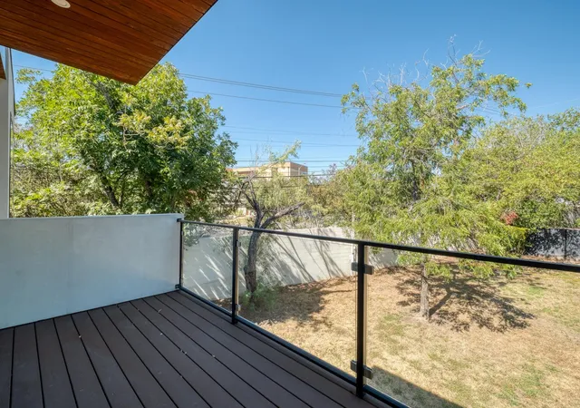 Photo 4 of Single family home for sale at 5700 Louise Ln, Austin, TX 78757 | MLS# 1546354 | Listing updated on 2026-09-22