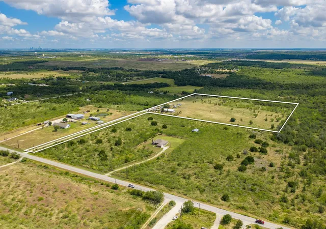 Photo 1 of Land for sale at 8804 Williamson Rd, Kyle, TX 78640 | MLS# 8492974 | Listing updated on 2026-08-21