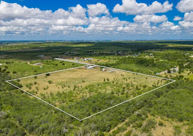 Photo 2 of Land for sale at 8804 Williamson Rd, Kyle, TX 78640 | MLS# 8492974 | Listing updated on 2026-08-21