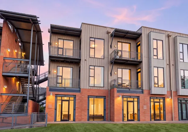 1st image of 2525 S Lamar Blvd #206, Austin, TX 78704 | MLS# 1536393